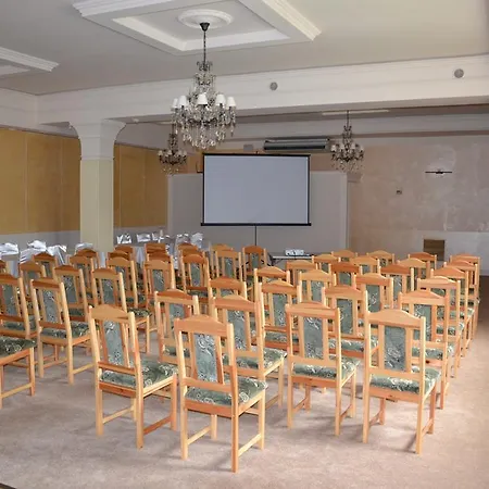 Alloggio in famiglia Hotel&restauracja Zlote Runo Góra Kalwaria